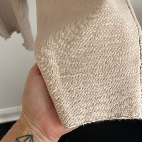 Dolman sleeve sweater - Picture 4 of 6